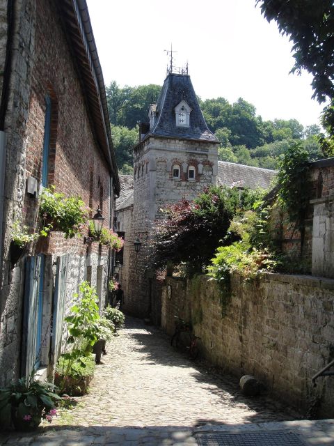 Durbuy - Old Town Private Walking Tour - Historical Sites