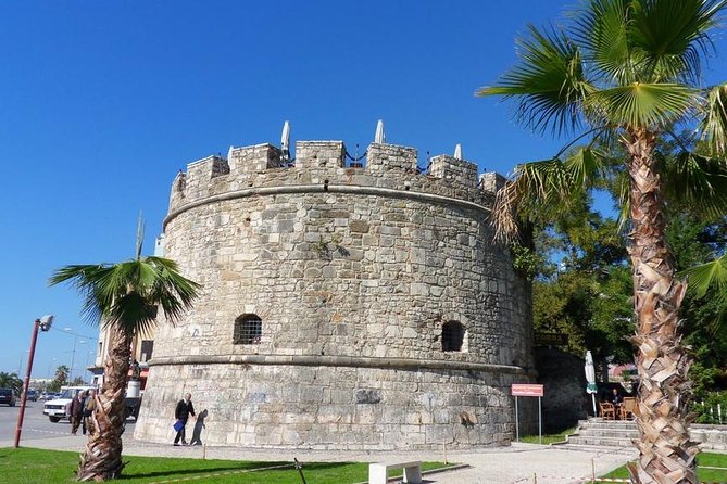Durres & Wine Tasting Tour - Discover History and Winemaking