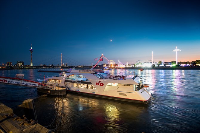 Düsseldorf 2-Hour Evening Cruise - Dining and Refreshments