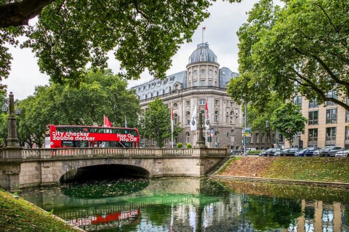 Düsseldorf: 24-Hour Hop-On Hop-Off Ticket - Recorded Commentary Options