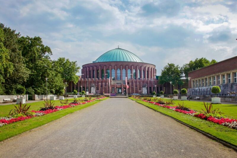 Düsseldorf: Classic City Segway Tour - Booking Details