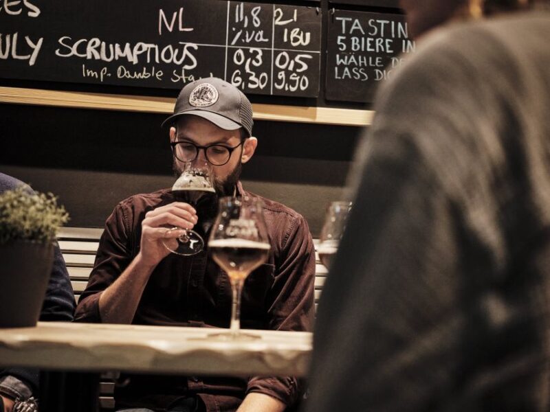 Düsseldorf: Craft Beer & Street Food - Language and Accessibility