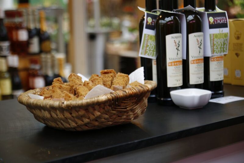 Düsseldorf: Culinary Soul Guided Tour - Spice Shop Discovery
