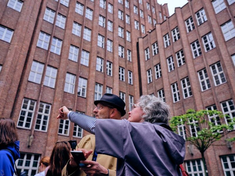 Düsseldorf: Guided Architecture Tour - Cancellation and Booking Flexibility