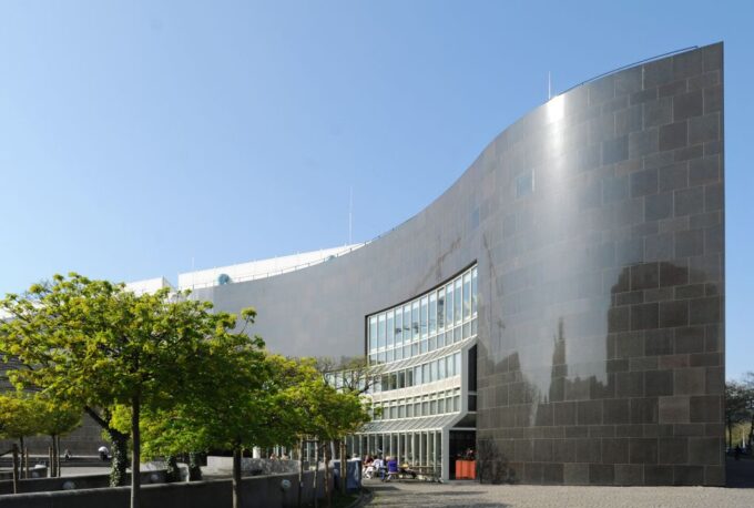 Düsseldorf: Guided Architecture Tour - Included Features