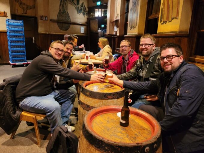 Düsseldorf: Guided Beer Tour With 4 Beers & a Flexible Route - Accessibility and Mobility