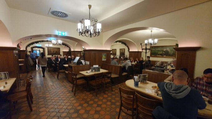 Düsseldorf: Old Town Pub Crawl Self-Guided Tour - Flexible and Personalized Experience