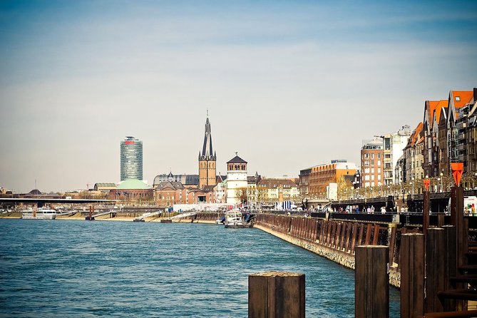 Dusseldorf Private Walking Tour With A Professional Guide - Route and Focus Areas