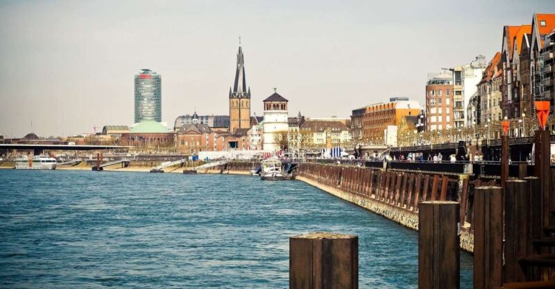 Düsseldorf: Private Walking Tour With a Professional Guide - Key Points