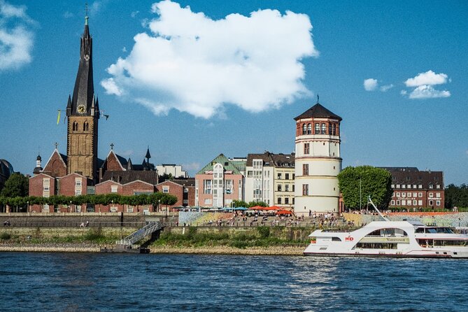 Düsseldorf Self-Guided Audio Tour - Accessibility and Flexibility
