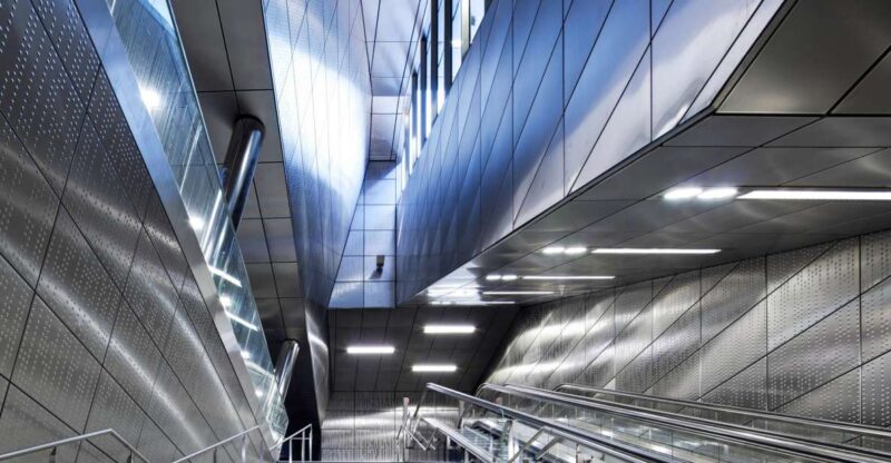 Düsseldorf: The Wehrhahn Line Guided Tour - Tour Highlights and Experience