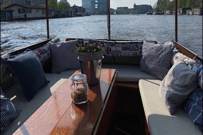 Dutch Cheese and Drinks Guided Amsterdam Boat Tour - Small Group Experience