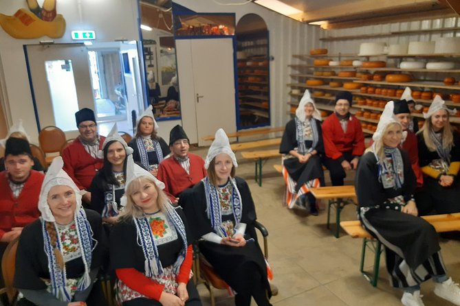 Dutch Experience in Volendam With Traditional Outfits - Meeting Point and Transportation
