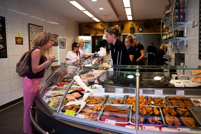 Dutch Street Food Tour on Amsterdam Market - Meeting and Ending Locations