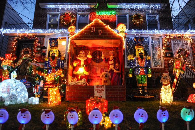 Dyker Heights Christmas Lights Express Bus From Times Square - Accessibility and Fitness Requirements