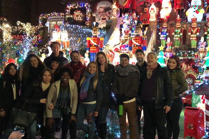 Dyker Heights Christmas Lights & Skyline View Bus Tour - Inclusions and Whats Provided