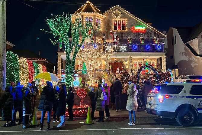Dyker Heights Tour Christmas Lights in New York - Decorations and Displays