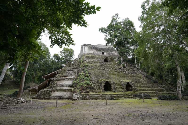 Dzibanche and Kohunlich: Full-Day Guided Tour - Guided Experience