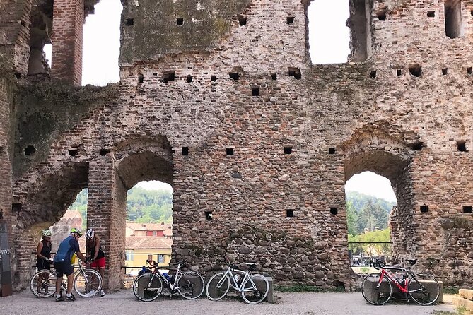 E-Bike Adventure Among Medieval Castles and Old Villages - Uncovering the Beauty of Montenegro