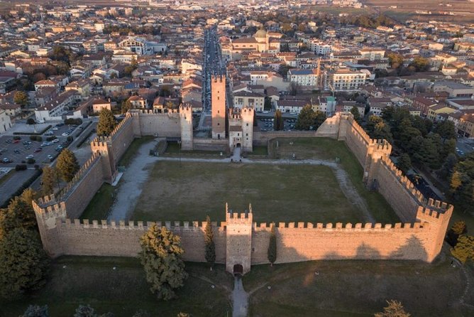 E-Bike Adventure Among Medieval Castles and Old Villages - Prioritizing Safety and Customer Satisfaction