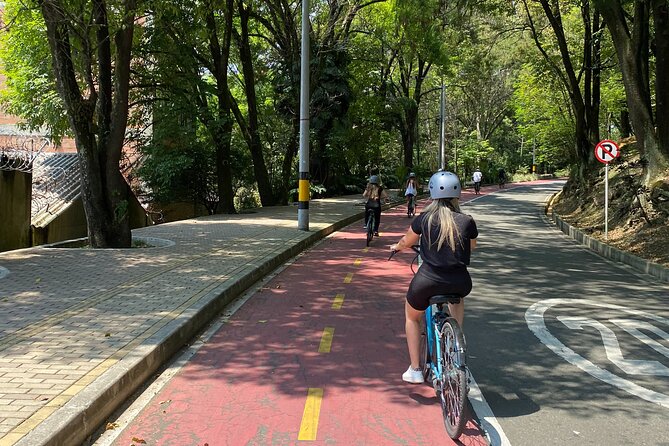 E-Bike City Tour Medellin With Local Snacks and Local Beer - Inclusions and Participation Requirements