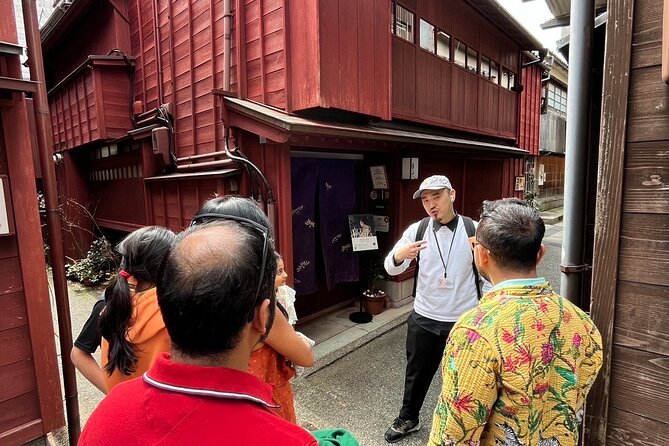 E-Bike Cycling With Guided Tour of KANAZAWA Main & KENROKUEN - Cancellation Policy
