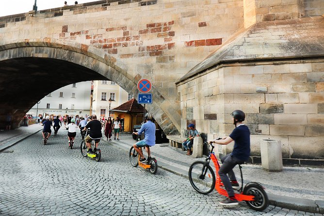 E-Bike, E-Scooter Viewpoint Fun Tour - Safety Training and Test-Drive