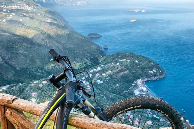 E-Bike Food and Wine Tour in the Sorrento Peninsula - Cycling and Wine Tasting