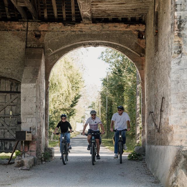 E-Bike Food Tour ! - Enjoy a Traditional Picnic With Local Cheese