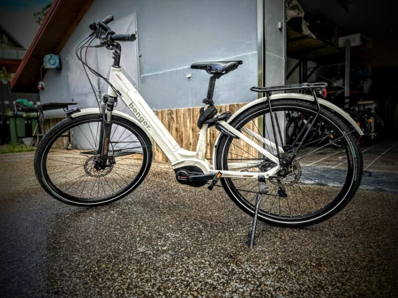 E-BIKE RENTAL - Bike Models and Safety
