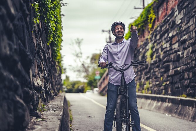 E-bike Rental Along the Potomac River - Included Rental Amenities