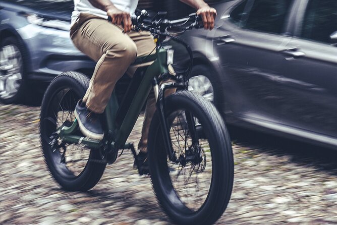 E-bike Rental Along the Potomac River - Accessibility and Transportation