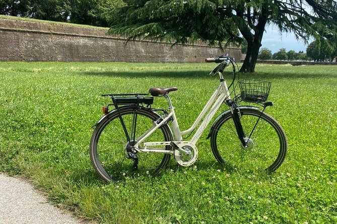 E-Bike Rental in Lucca - Confirmation and Accessibility