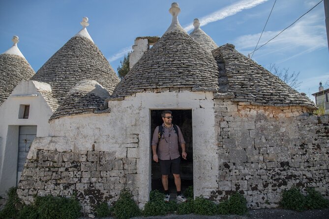 E-Bike Ring Tour Between Locorotondo and Martina Franca - Meeting and End Points