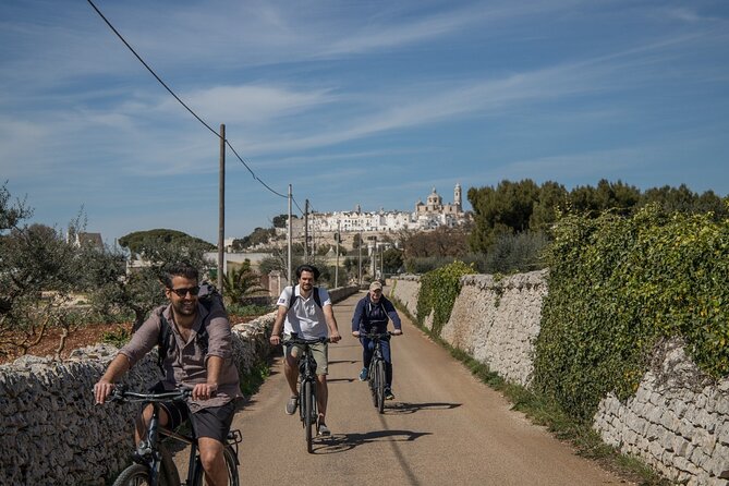 E-Bike Ring Tour Between Locorotondo and Martina Franca - Included Amenities