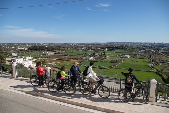 E-Bike Ring Tour Between Locorotondo and Martina Franca - Booking Information
