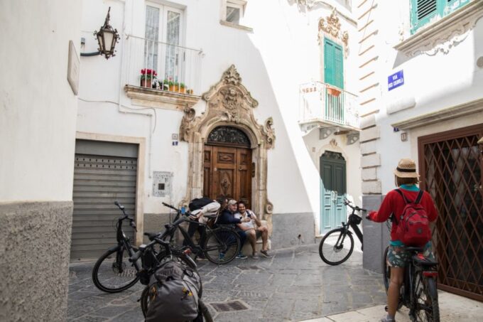E-Bike Ring Tour Between Locorotondo and Martina Franca - Cancellation and Booking