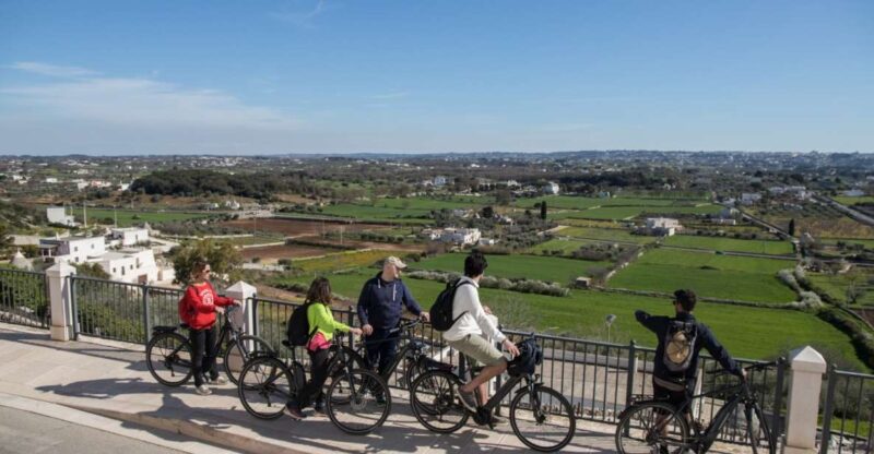 E-Bike Ring Tour Between Martina Franca and Locorotondo - Duration and Group Size