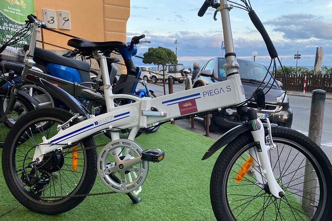 E-Bike, Scooter and Scooter Tour - Pickup Options