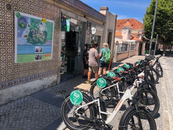 E- Bike Self Guide Tour - Navigating With Assistance