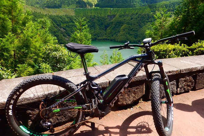 E-Bike Sete Cidades - All Mountain Bike Program - Inclusions