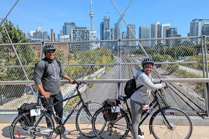 E-bike Toronto's Dynamic Neighbourhoods - Key Points