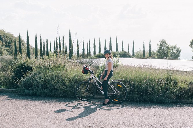 E-Bike Tour and Wine Tasting From Siena - Savoring Typical Tuscan Lunch