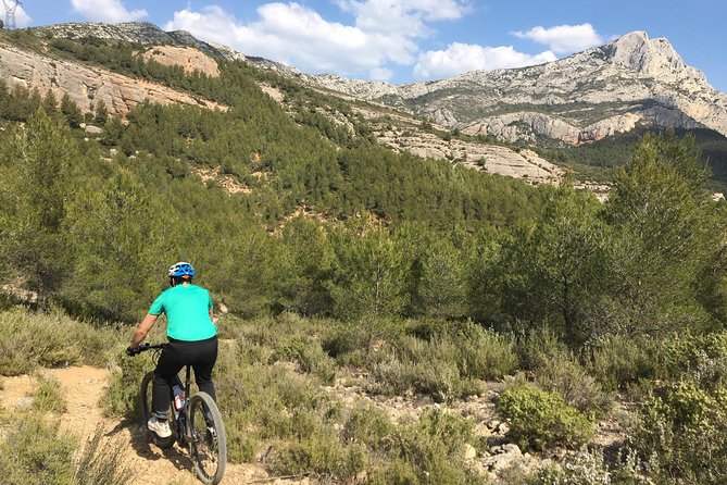 E-Bike Tour of Sainte Victoire Mountain, Aix-En-Provence - Exploring Sainte Victoire Mountain