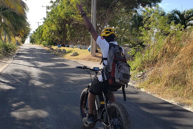 E-bikes Experience in St Philip - Group Size and Meeting Point
