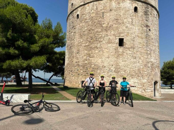 E-BIKES URBAN TRAILS THESSALONIKI - About EXTREMEPATHS