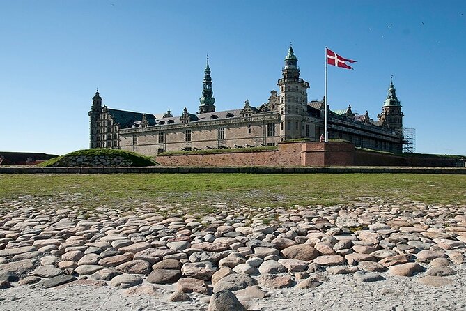 E Biking Adventure to Kronborg Castle - E-bike Options