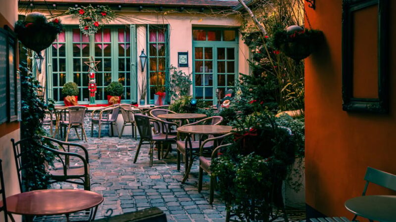 E-Map : Unusual Places & Sweet/Savoury Specialties - Booking Information
