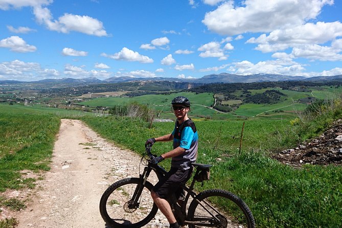 E-Mtb (Self-Guided)Montejaque & Hundidero Dam - 38KM Intermediate - Meeting and Pickup