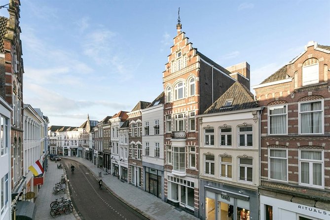 E-Scavenger Hunt Den Bosch: Explore the City at Your Own Pace - Tips for a Great Experience